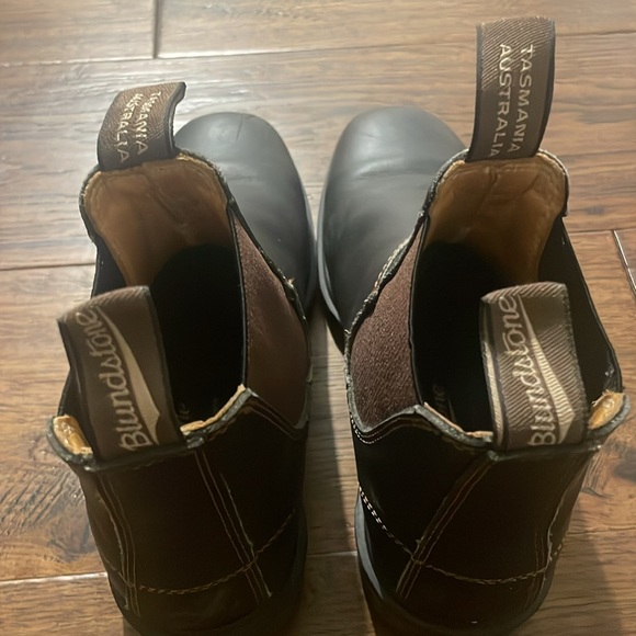Women’s Blundstone Boots - Picture 2 of 4